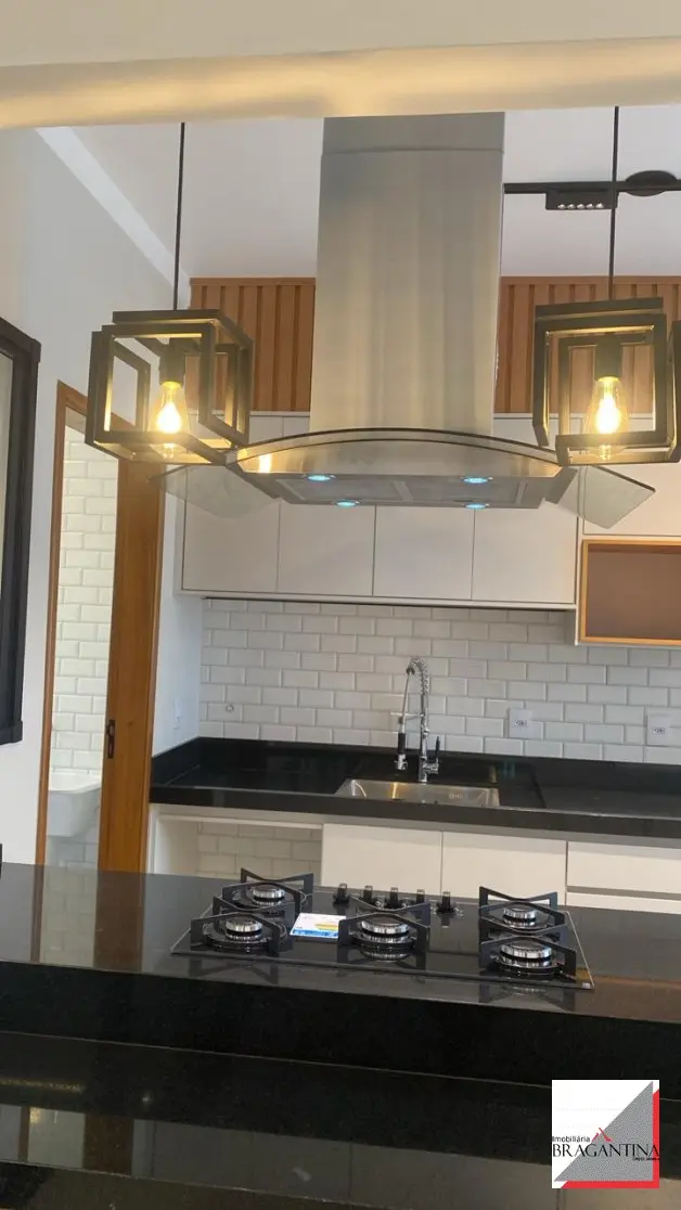 Vende, casa térrea, excelente acabamento, Vila Verde, Bragança-SP