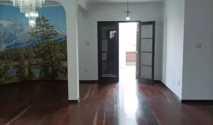 Vende, casa, zona sul, Jardim Europa, Bragança Paulista-SP