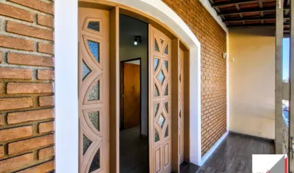 Vende, sobrado, Vila Gato, Bragança Paulista-SP