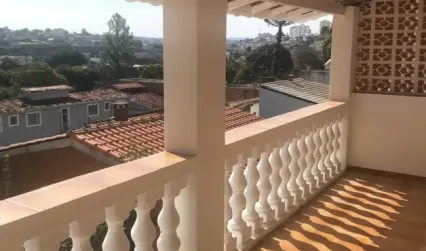 Casa Zona SUL localização privilegiada 
