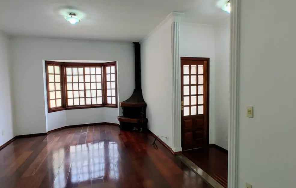 Vende, casa, Condomínio Euroville 1, zona sul, Bragança Paulista-SP