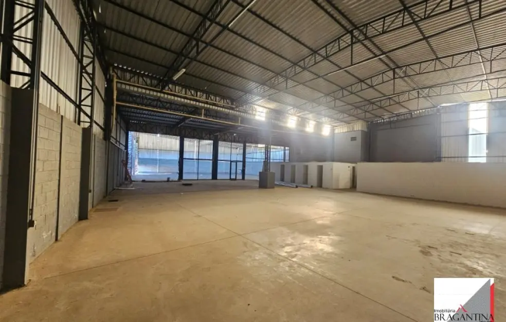 Aluga, galpão comercial, Rod Fernão Dias, Itapeva-MG