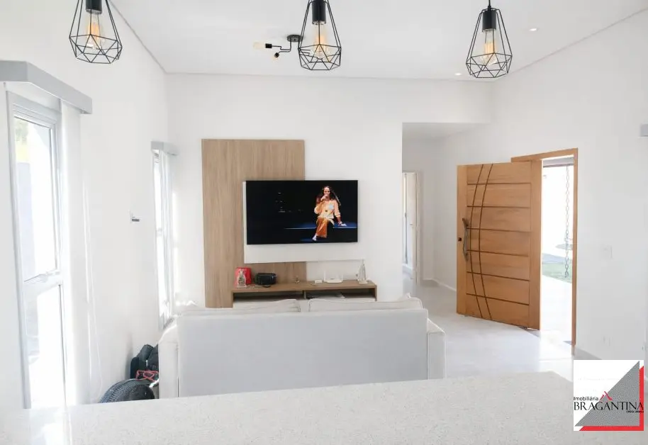Vende, chácara, Recanto Amapola, zona sul, Bragança Paulista-SP - Foto 11