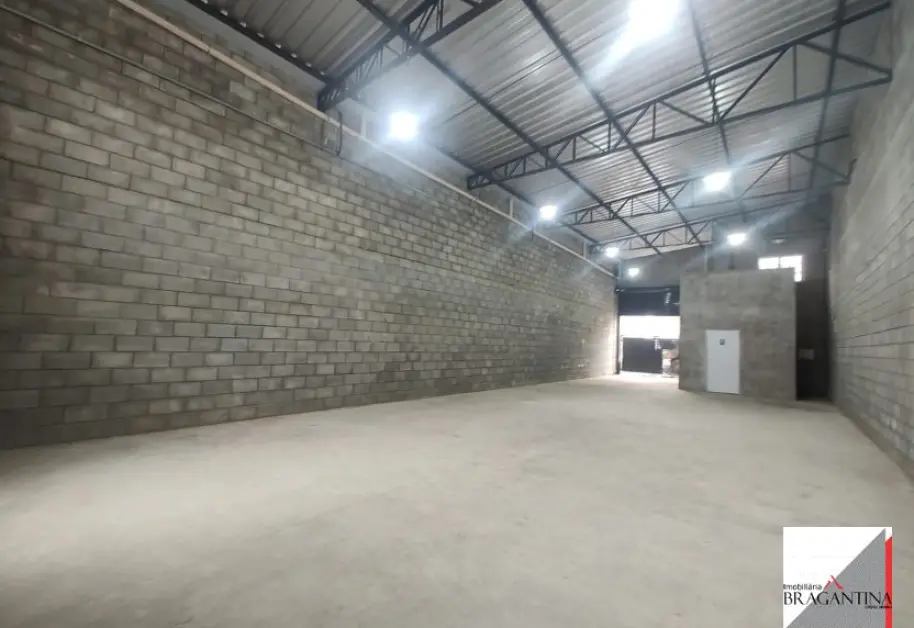 Vende, Galpão, comercial, Matadouro, Bragança Paulista-SP - Foto 1