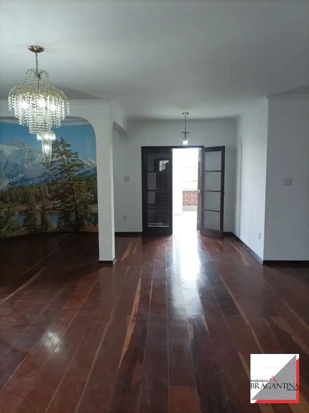 Vende, casa, zona sul, Jardim Europa, Bragança Paulista-SP