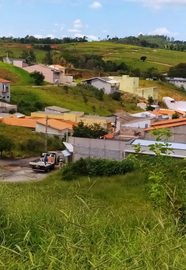 Vende, terreno, Pinhalzinho - SP, Circuito das Águas, 80 km SP - Foto 0