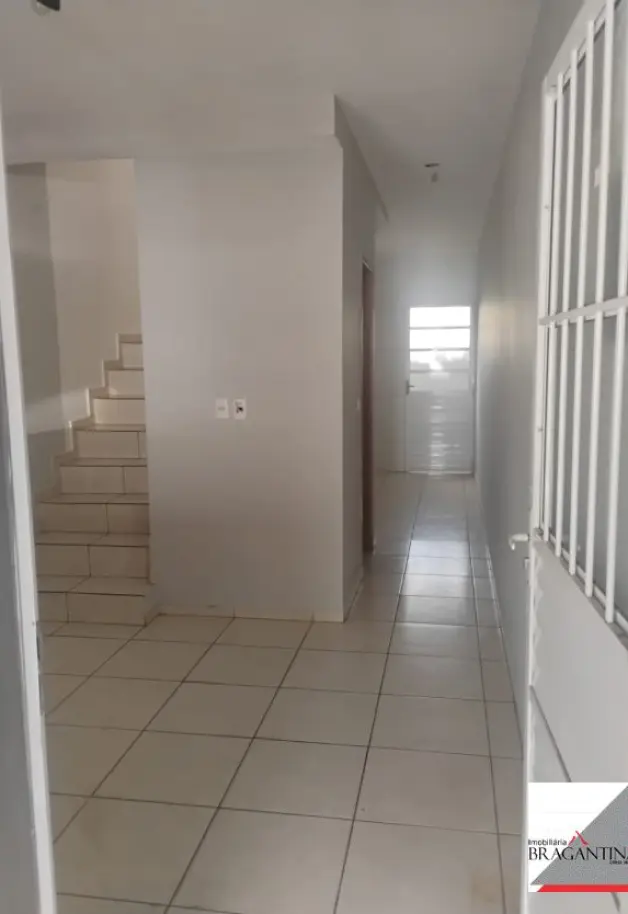 Aluga, sobrado, Chácaras Luzia Vicente, Bragança Paulista-SP - Foto 1