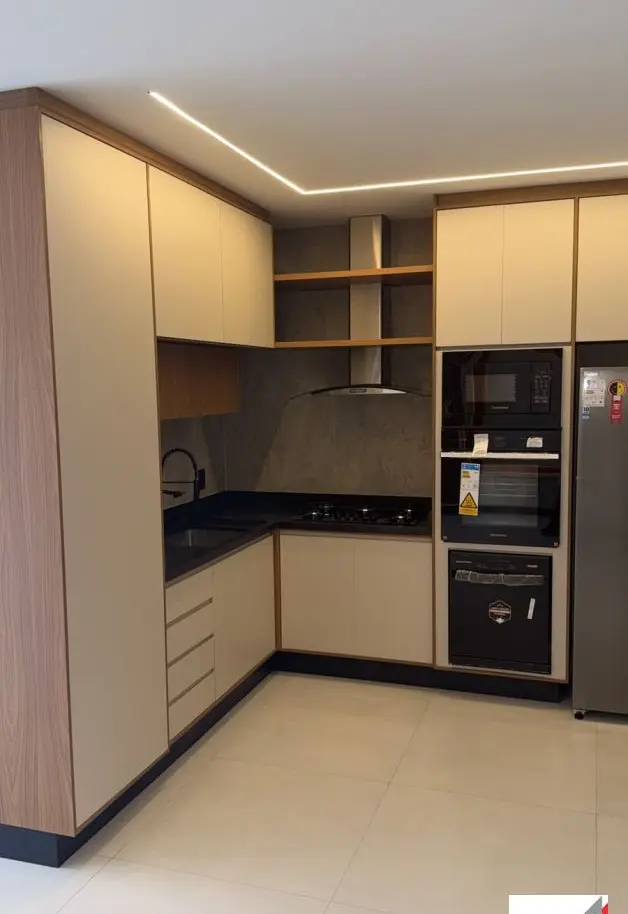 Vende, sobrado, Vino Barolo, zona norte, Bragança Paulista-SP - Foto 1